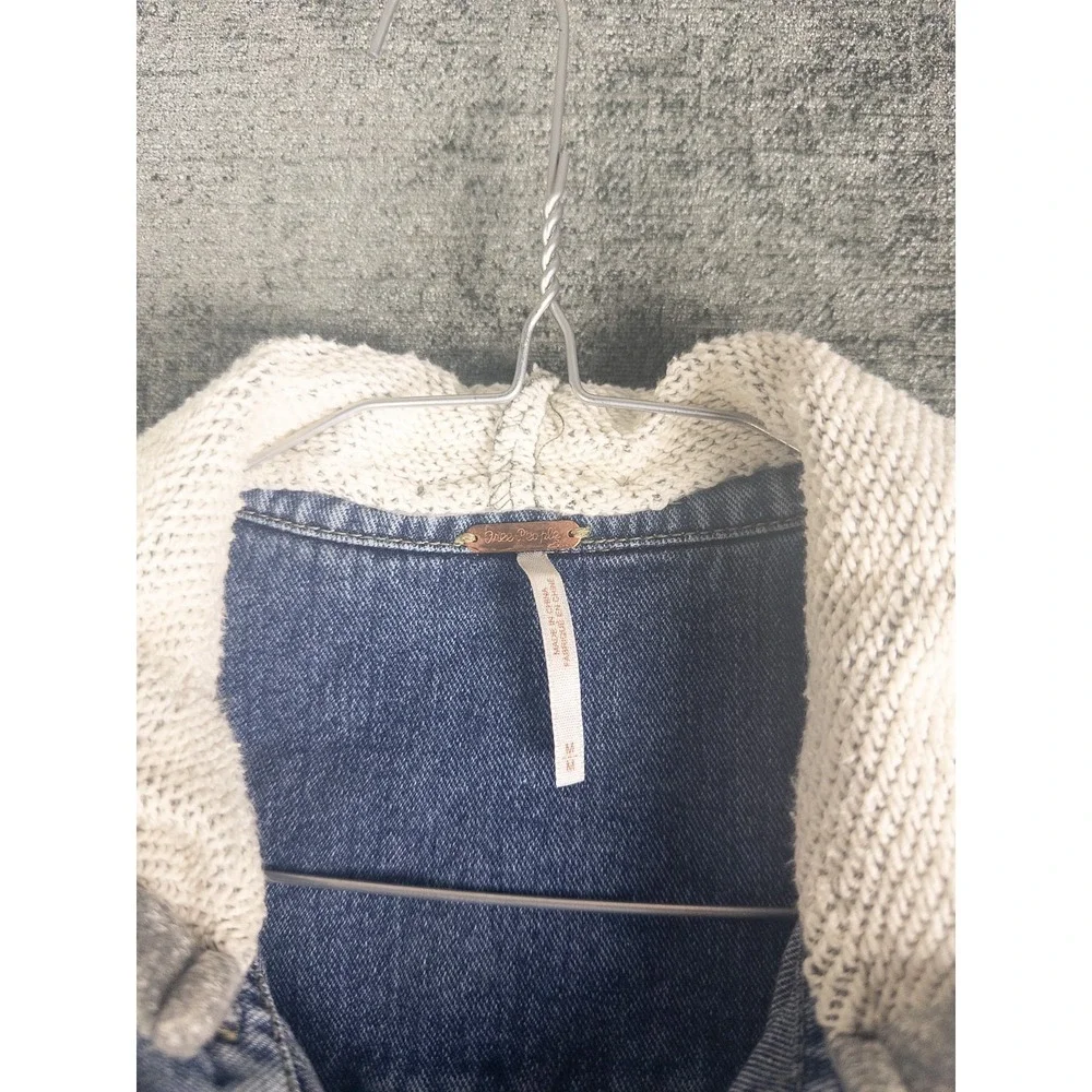 Free People Denim Jacket Womens M Blue Hooded Knit Indie Wash Casual Cotton - Picture 6 of 8